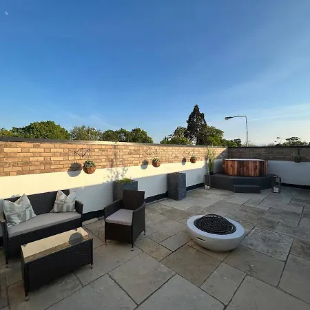 Villa Hot Tub Luxe In The Heart Of Dublino