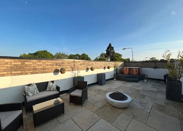 Villa Hot Tub Luxe In The Heart Of Dublin