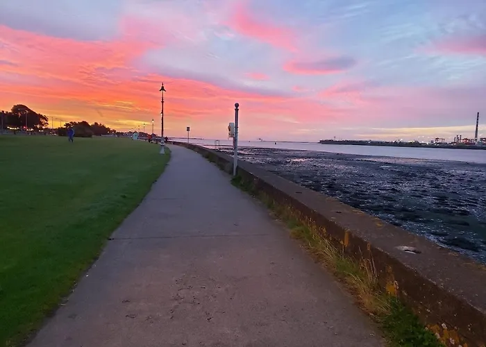 Villa Hot Tub Luxe In The Heart Of
