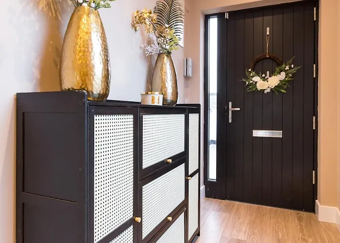 Hot Tub Luxe In The Heart Of וילה דבלין